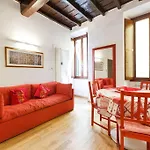 דירה Navona 360
